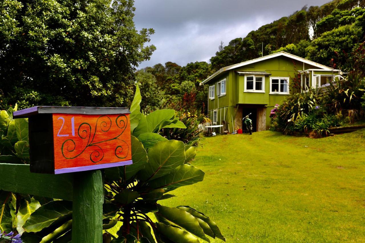 Toad Hall Baylys Beach Экстерьер фото