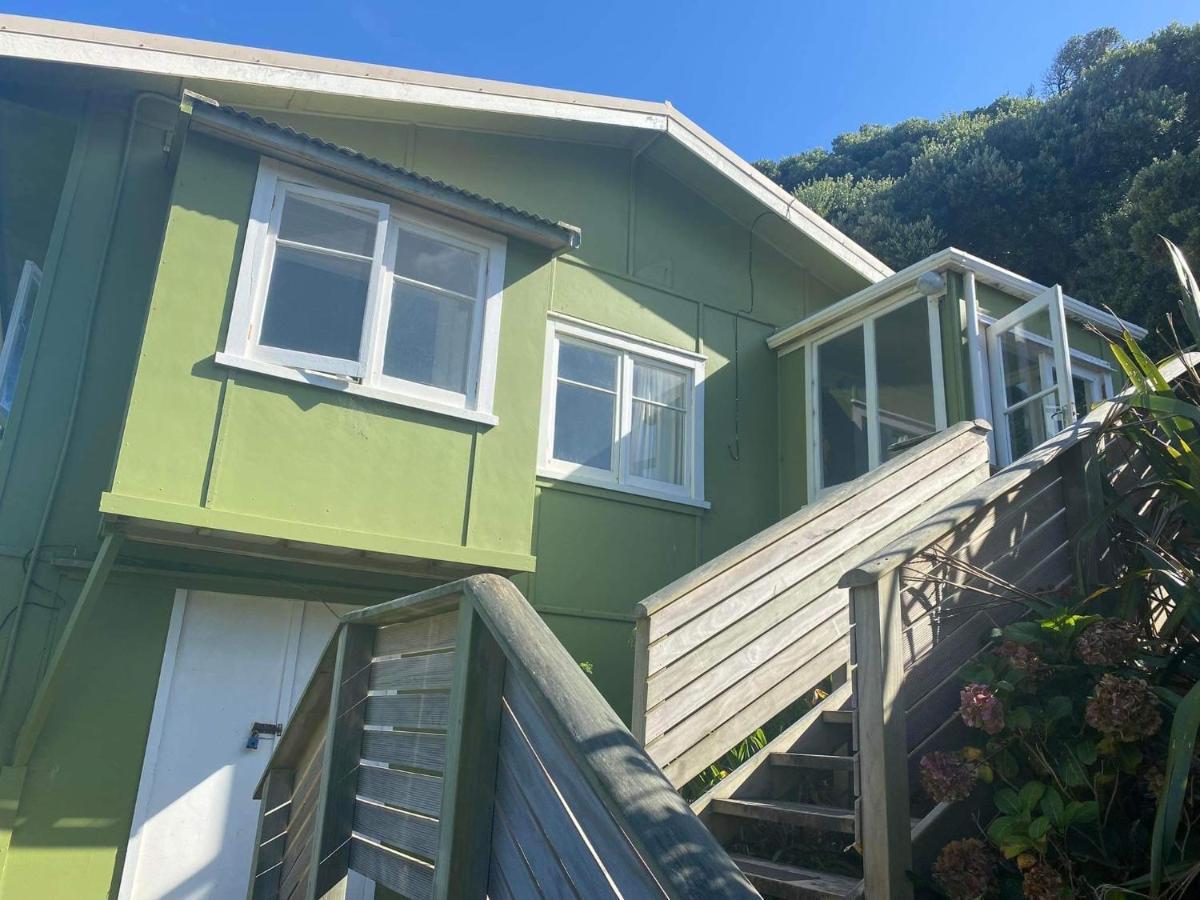 Toad Hall Baylys Beach Экстерьер фото